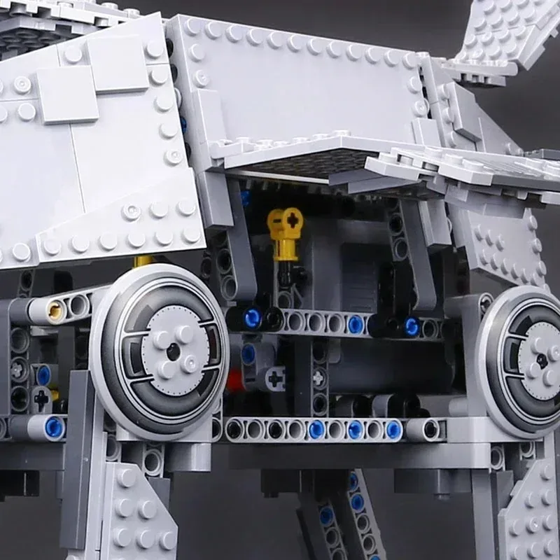 Walking AT-AT Motorized Building Set 1137 Pieces thumbnail 3